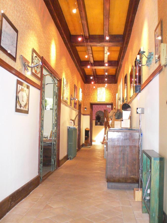 Ermitage De Peyreleau Bed and Breakfast Exteriör bild